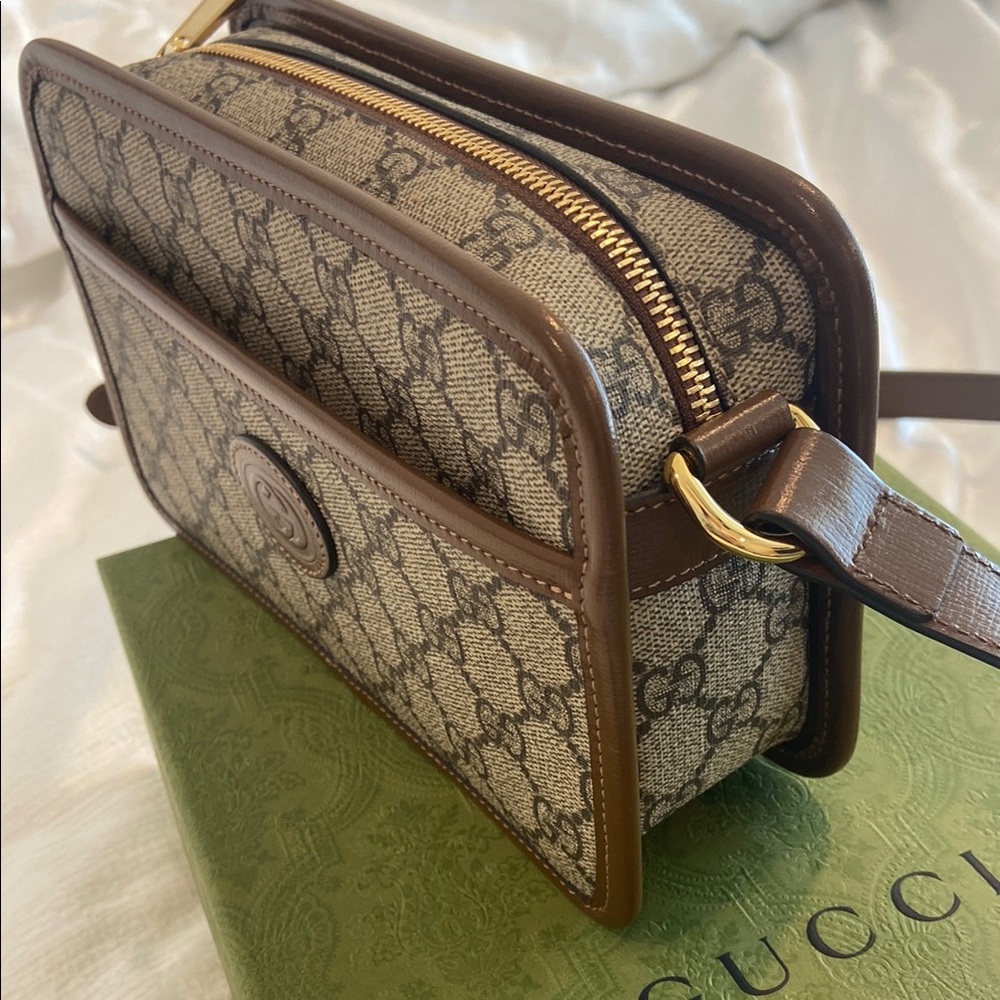 Authentic: Gucci Interlocking G Supreme Canvas & … - image 3